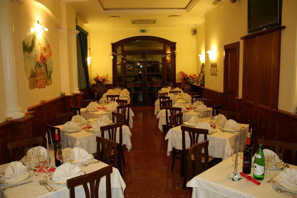 Campiglione Hotel Ассізі Екстер'єр фото