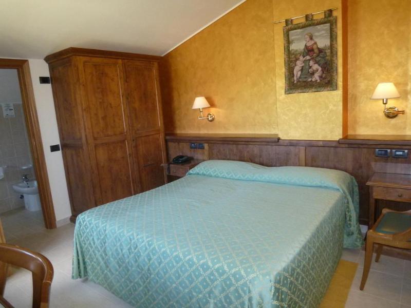 Campiglione Hotel Ассізі Екстер'єр фото